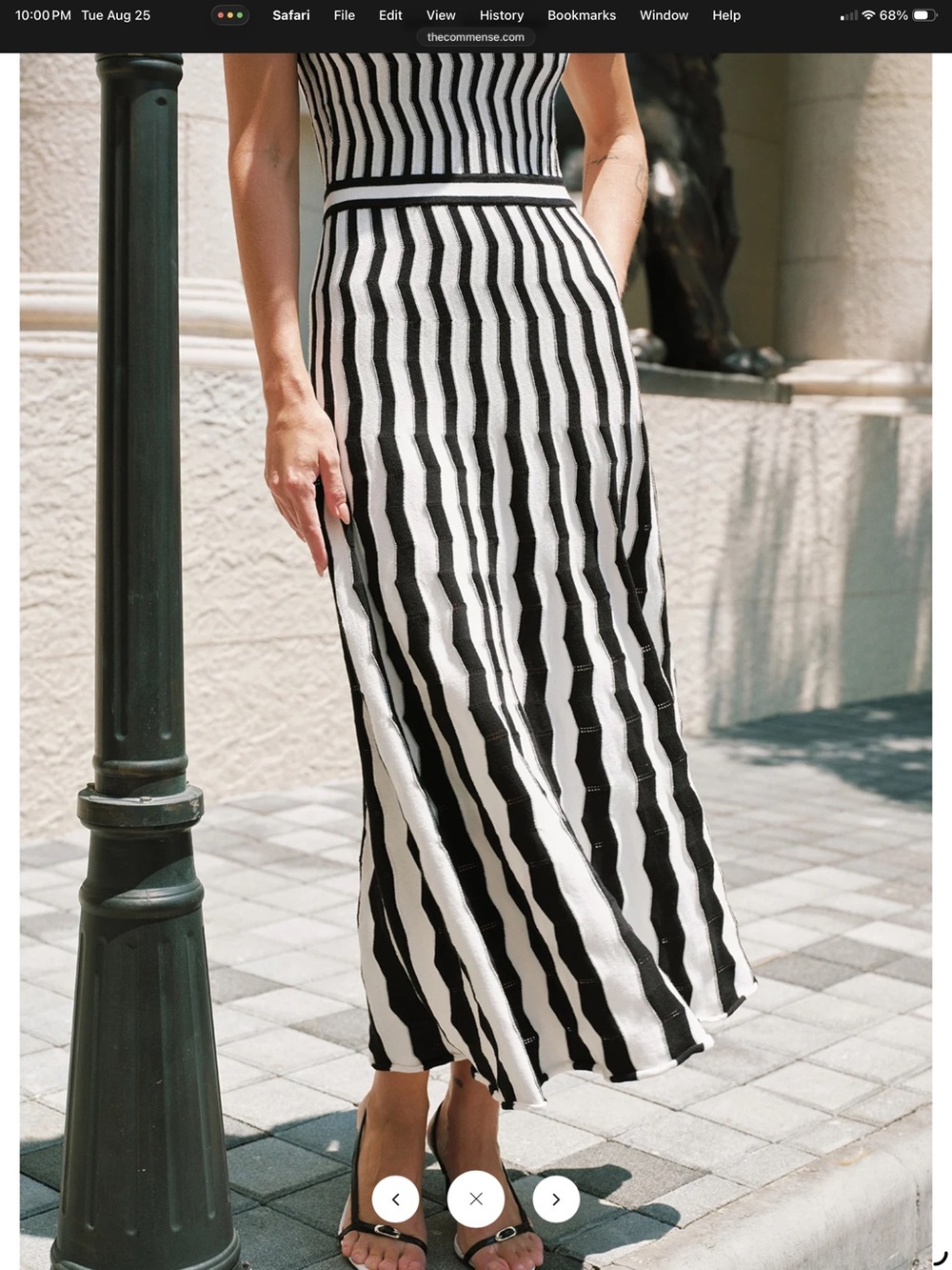 Commense Short Sleeve Zigzag Knit Maxi Black and White Striped Dress - XL - Picture 7 of 8